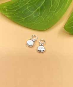 Alternative view of Charm móc treo sò biển size bé ~6.5mm bạc 925 - Charm Bạc 925 - Mã CB1440
