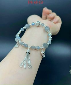 Vòng mix thiên nga, tua rua và hoa hồng
